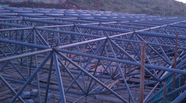 邵阳概述网架加工中对钢材的质量的过细恳求